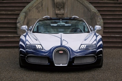 2012-bugatti-veyron-super-sport-l-or-blanc-front-1024x682