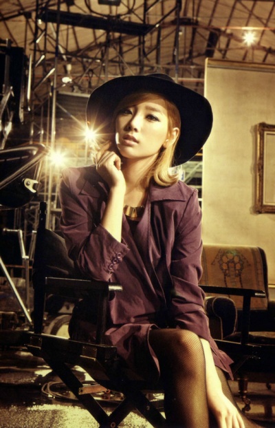 Taeyeon-japan-the-boys